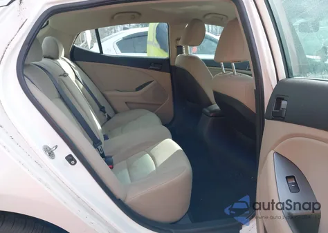 2012 Kia Optima Lx z USA, uszkodzony, nr VIN KNAGM4A75C5294117